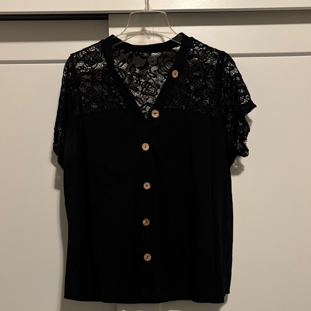 SHEIN Black Lace fake Button-Up Blouse